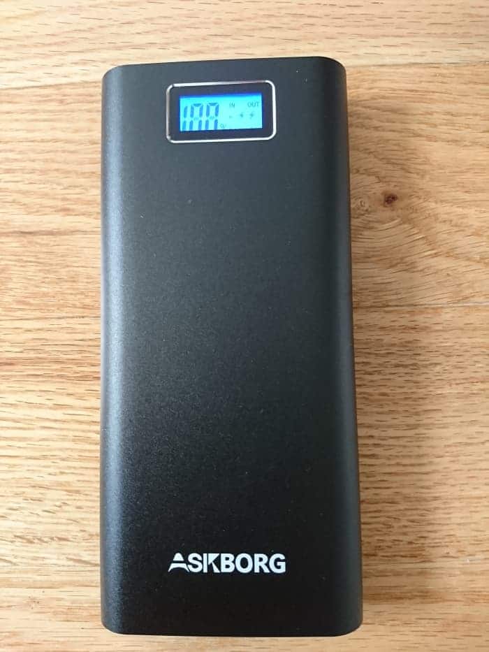 askborg-chargecube-20-800-mah-power-bank-examen
