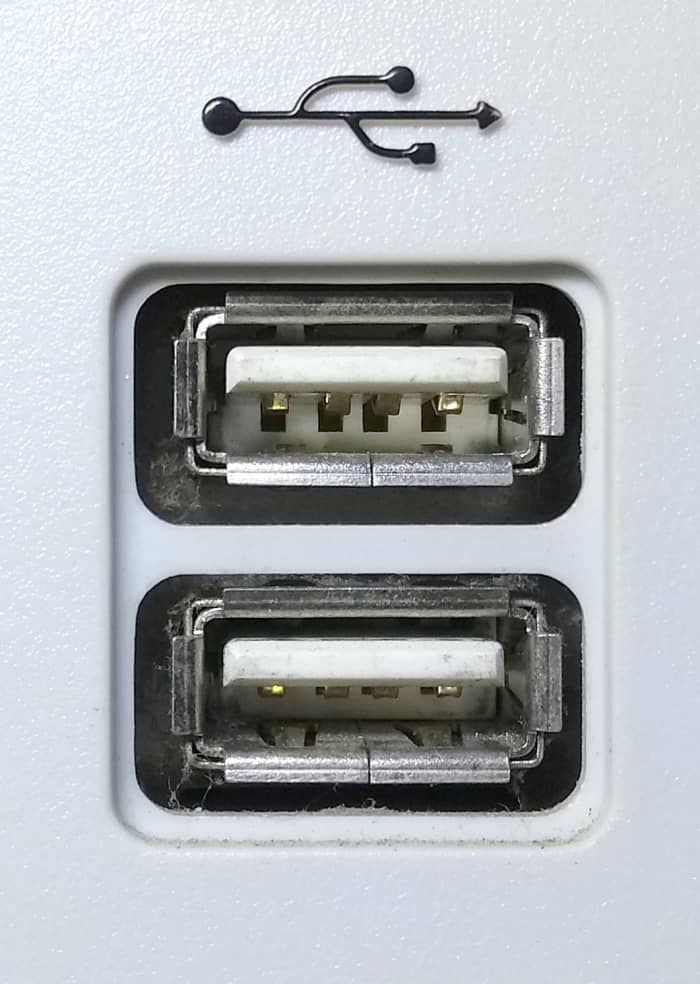 Prise USB standard de type A ou prise femelle utilisée sur la plupart des ordinateurs portables et ordinateurs de bureau.