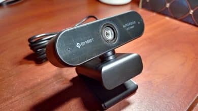 Examen de la webcam à mise au point automatique Emeet Nova