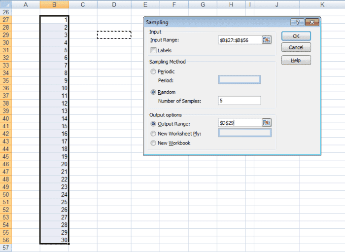 Utilisation de l'outil d'échantillonnage pour créer un échantillon de nombre aléatoire à partir d'une population plus large dans Excel 2007 et Excel 2010.